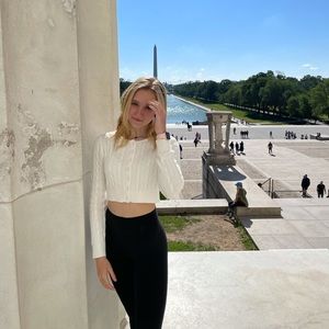 Meet your Posher, Alice